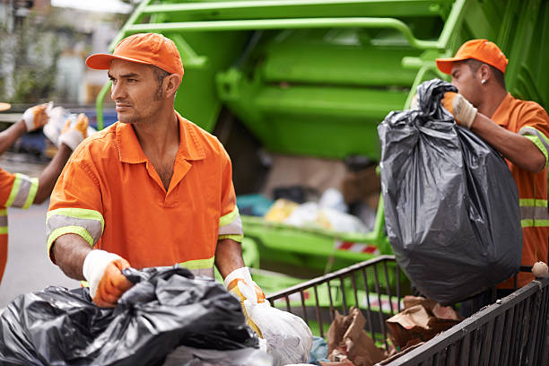 Best Moving and Downsizing Cleanouts  in Elfers, FL