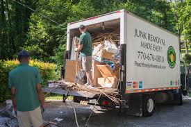 Best Foreclosure Cleanout  in Elfers, FL